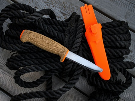 Нож Morakniv Floating Serrated Knife, нержавеющая сталь, пробковая ручка, оранжевый. 13131 (2)